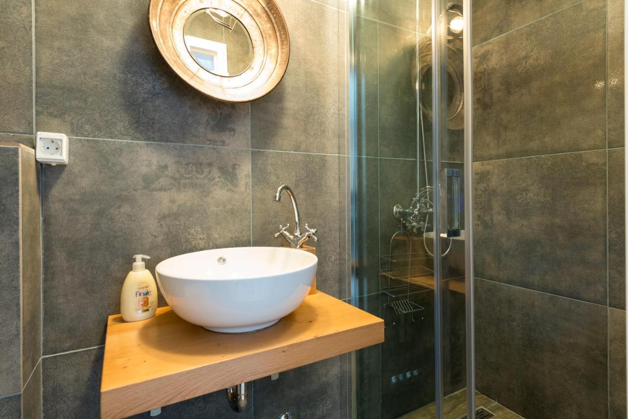 Studio Apartments La Boheme Dubrovnik Bagian luar foto